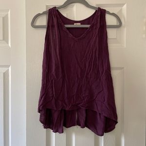 Hollister sleeveless shirt